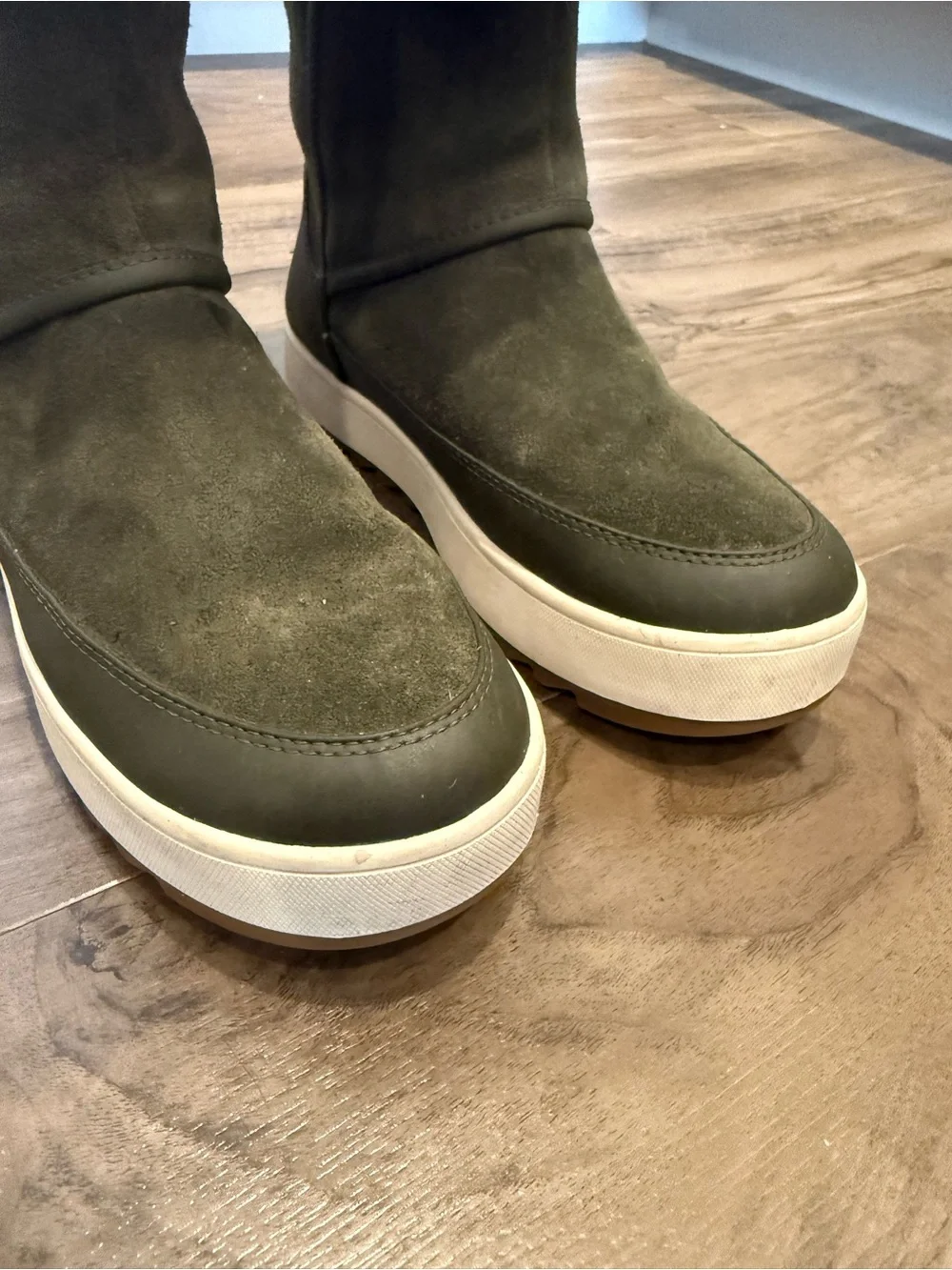 Koolaburra by UGG Tynlee Waterproof Faux Fur Winter Boots Olive Green Sz 7